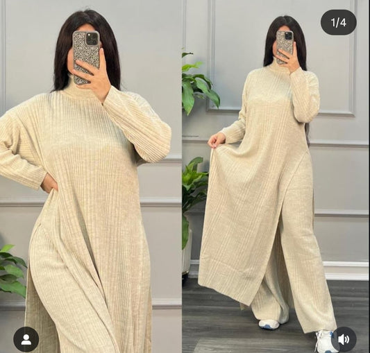 👑طقم “Chic Comfort” — أناقة ودفء في إطلالة واحدة ✨